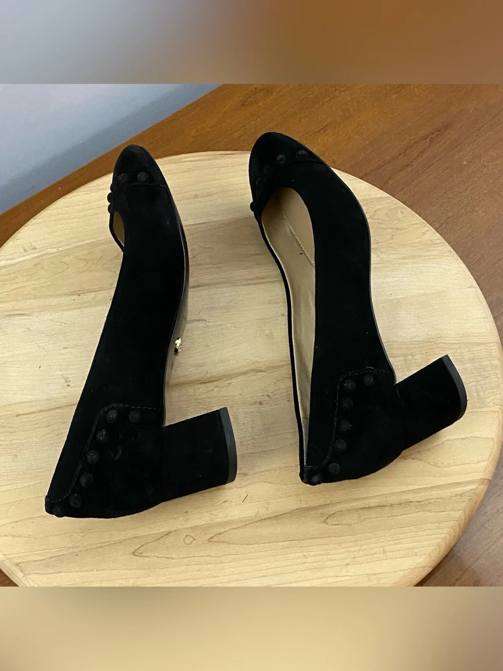 Tory Burch Colt Black Suede Studded Block Heel Pumps Round Toe Shoes Size 7M‎